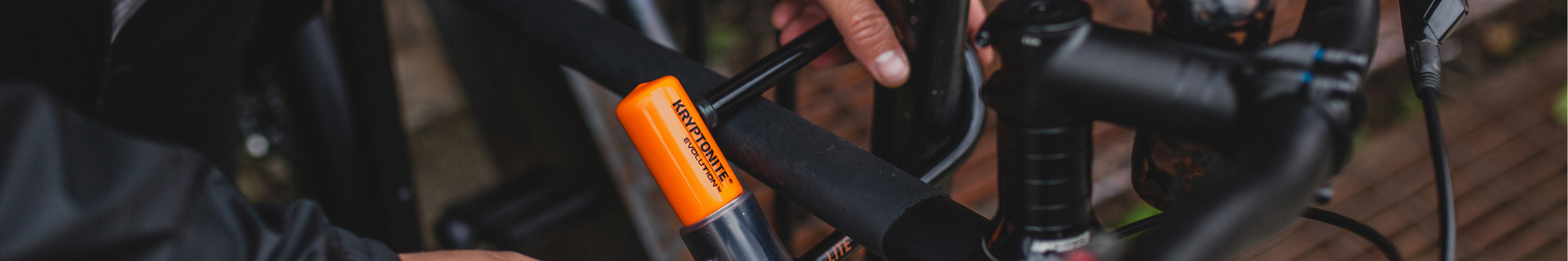 ATTACHER SON VÉLO EN TOUTE SÉCURITÉ
